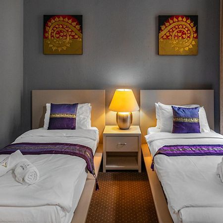 Andrassy Thai Hotel Budapest Eksteriør billede
