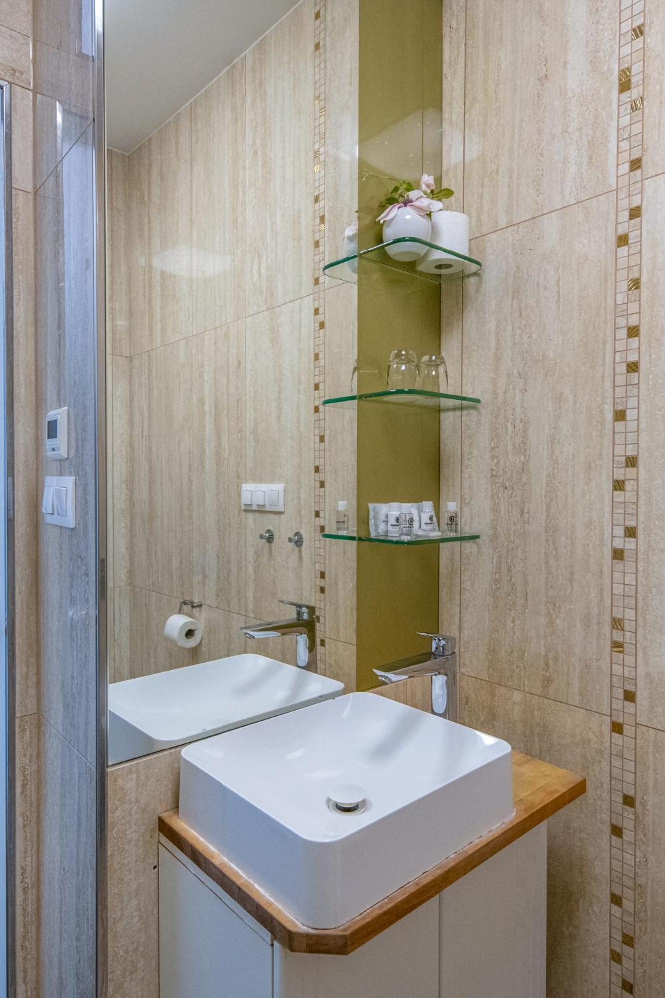 Andrassy Thai Hotel Budapest Eksteriør billede