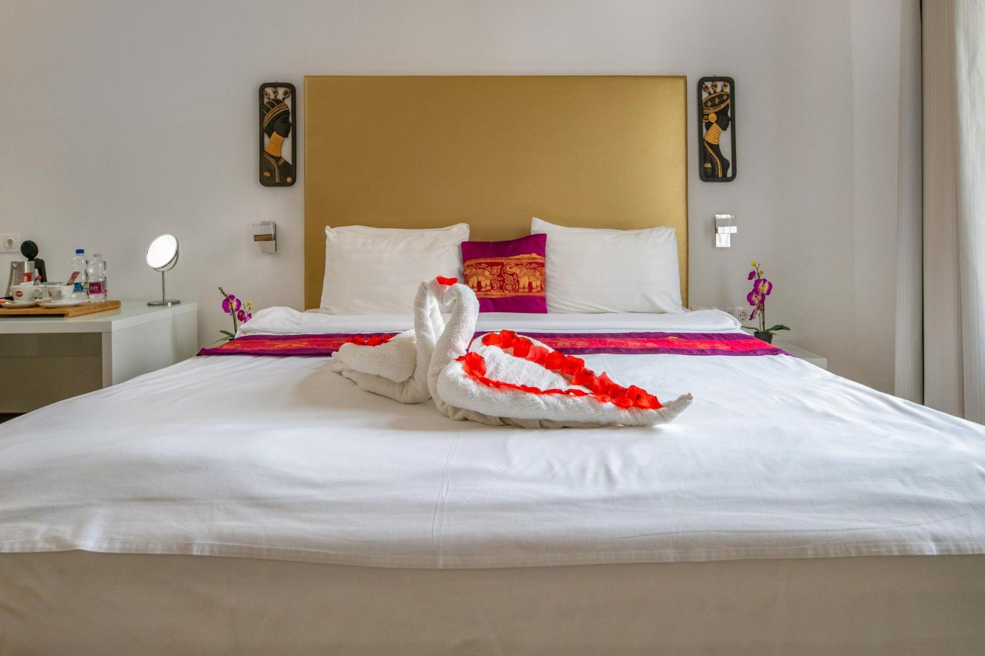 Andrassy Thai Hotel Budapest Eksteriør billede